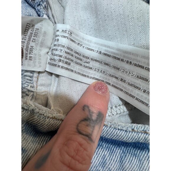 Abercrombie and Fitch the 90s straight ultra high rise light wash size 0R - Picture 4 of 4